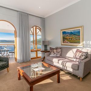 Superior Suite Lake Facing Lady Anne